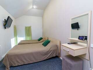 Гостиница Благодать Белокуриха Улучшенный двухместный номер с балконом-4